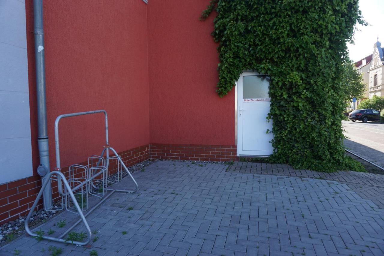 Hotel Am Bahnhof 바렌 외부 사진